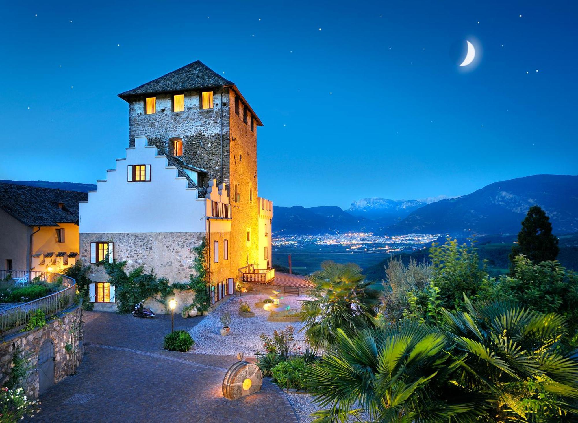 Schloss Hotel Korb Appiano Sulla Strada Del Vino Exterior photo